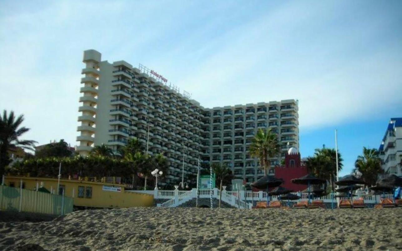 בנאלמדנה Apartamento Turistico Aloha Playa מראה חיצוני תמונה